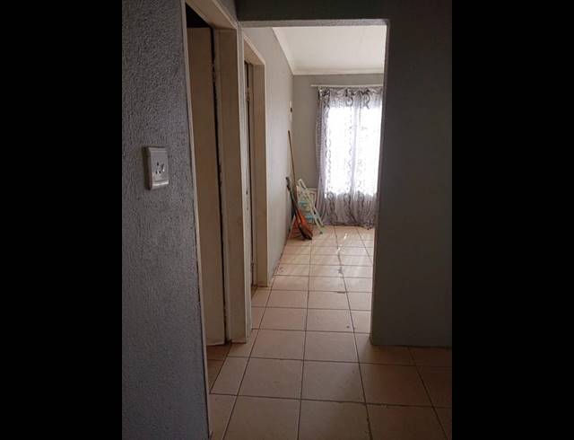 3 BEDROOM HOUSE FOR SALE IN PROTEA GLEN
